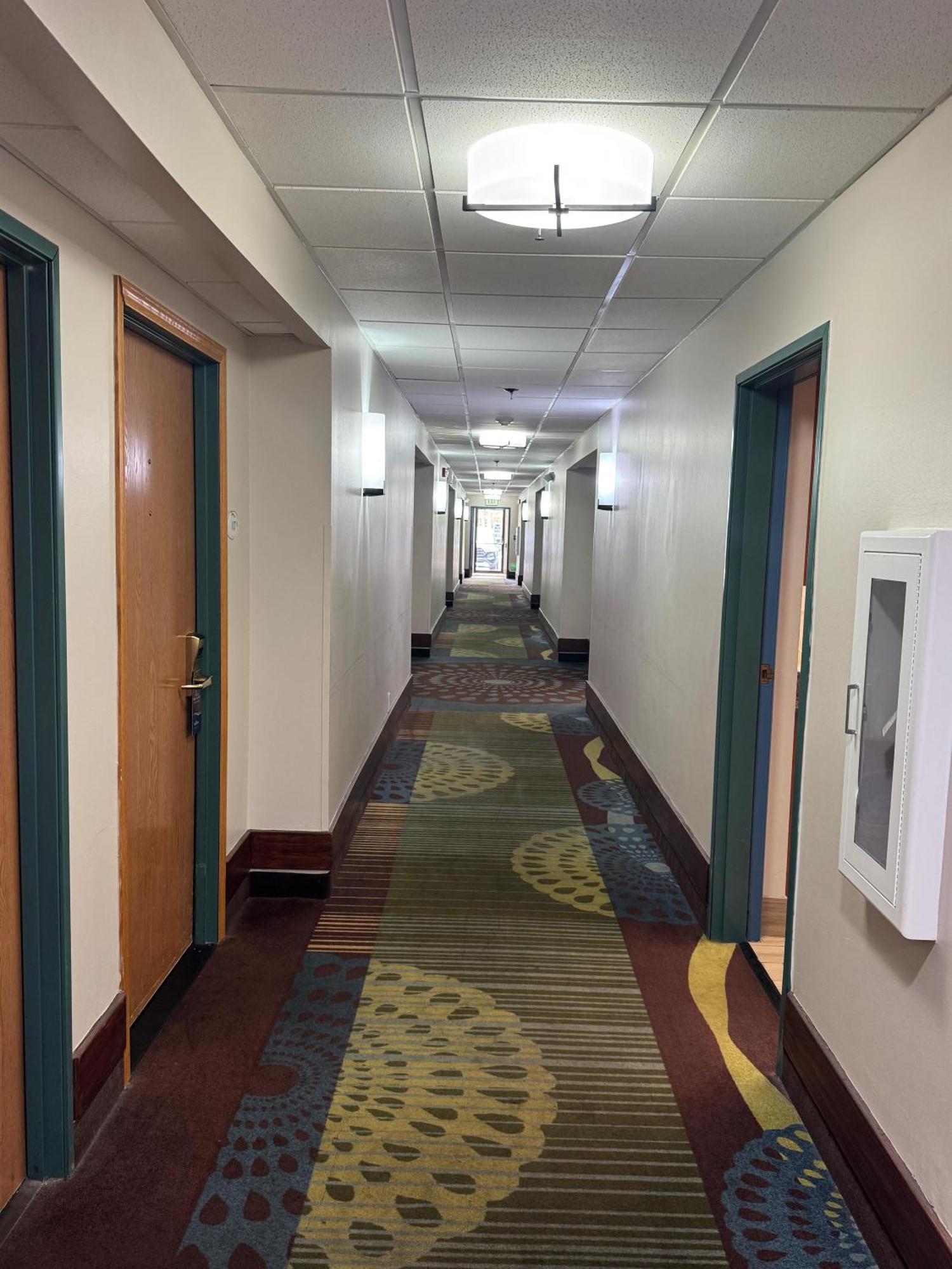 Baymont By Wyndham Mishawaka South Bend Area Hotel Exterior foto