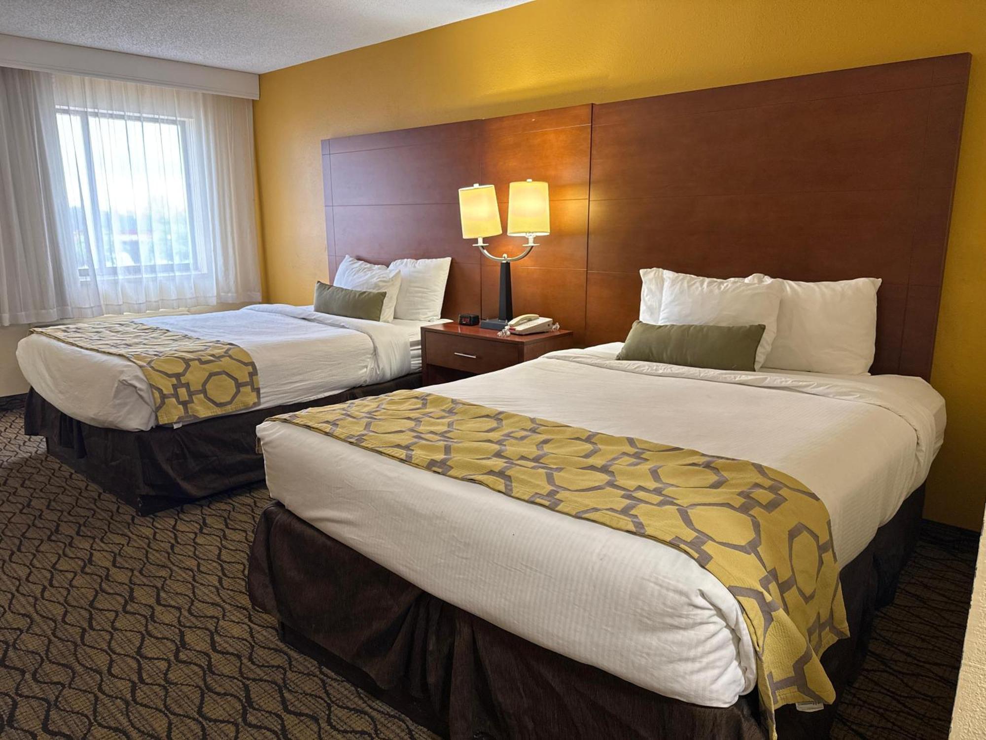 Baymont By Wyndham Mishawaka South Bend Area Hotel Exterior foto
