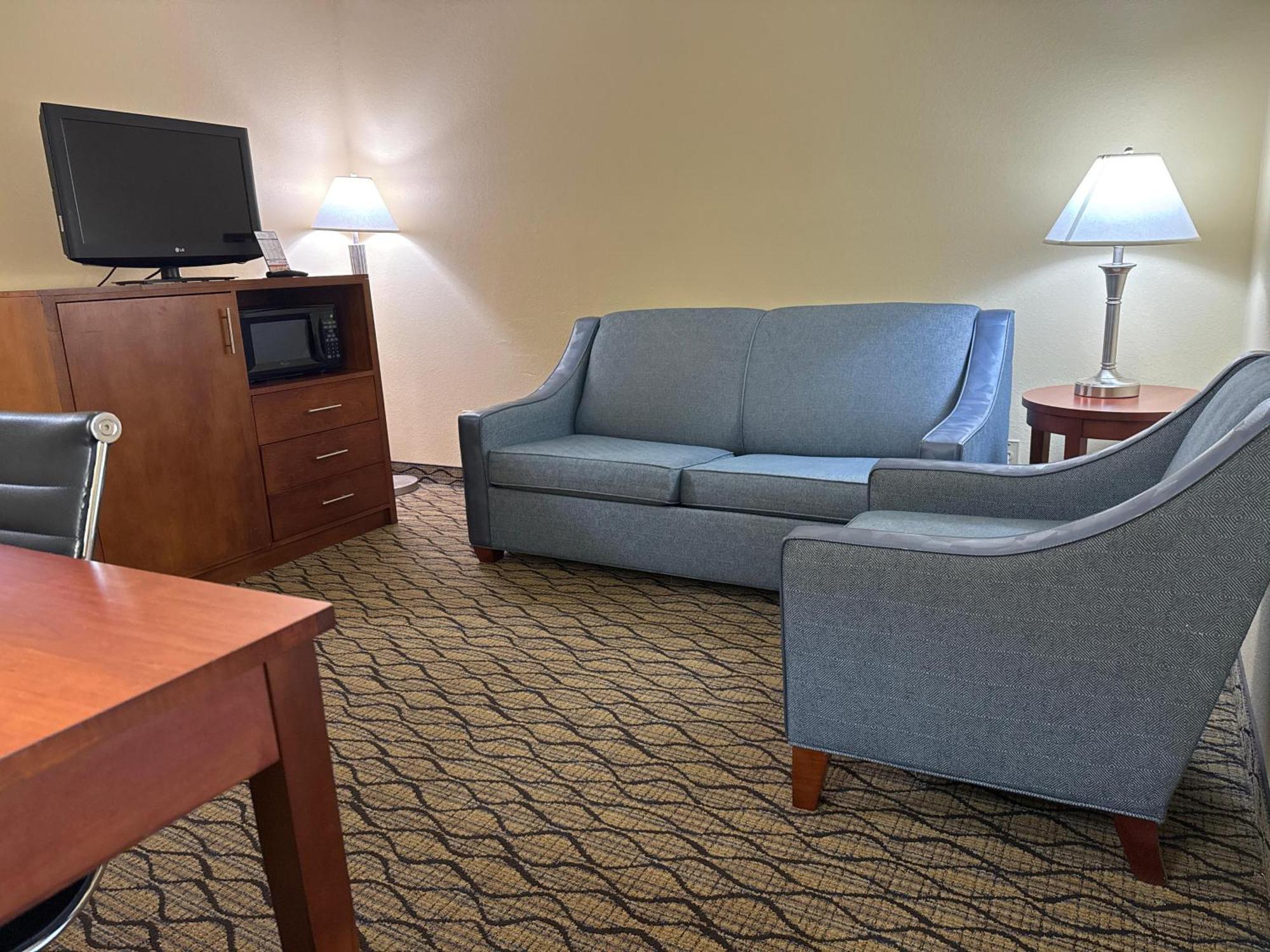 Baymont By Wyndham Mishawaka South Bend Area Hotel Exterior foto