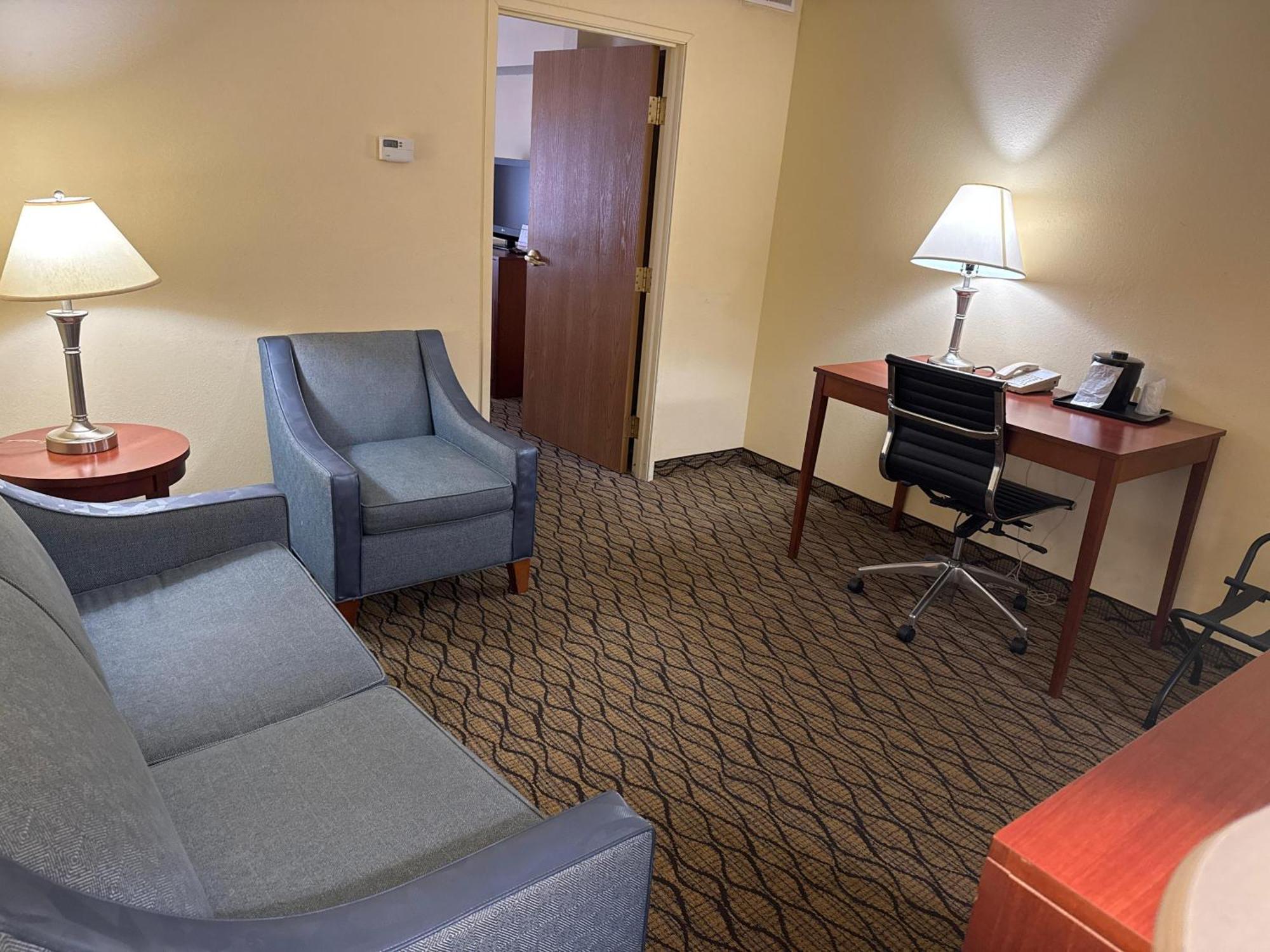 Baymont By Wyndham Mishawaka South Bend Area Hotel Exterior foto