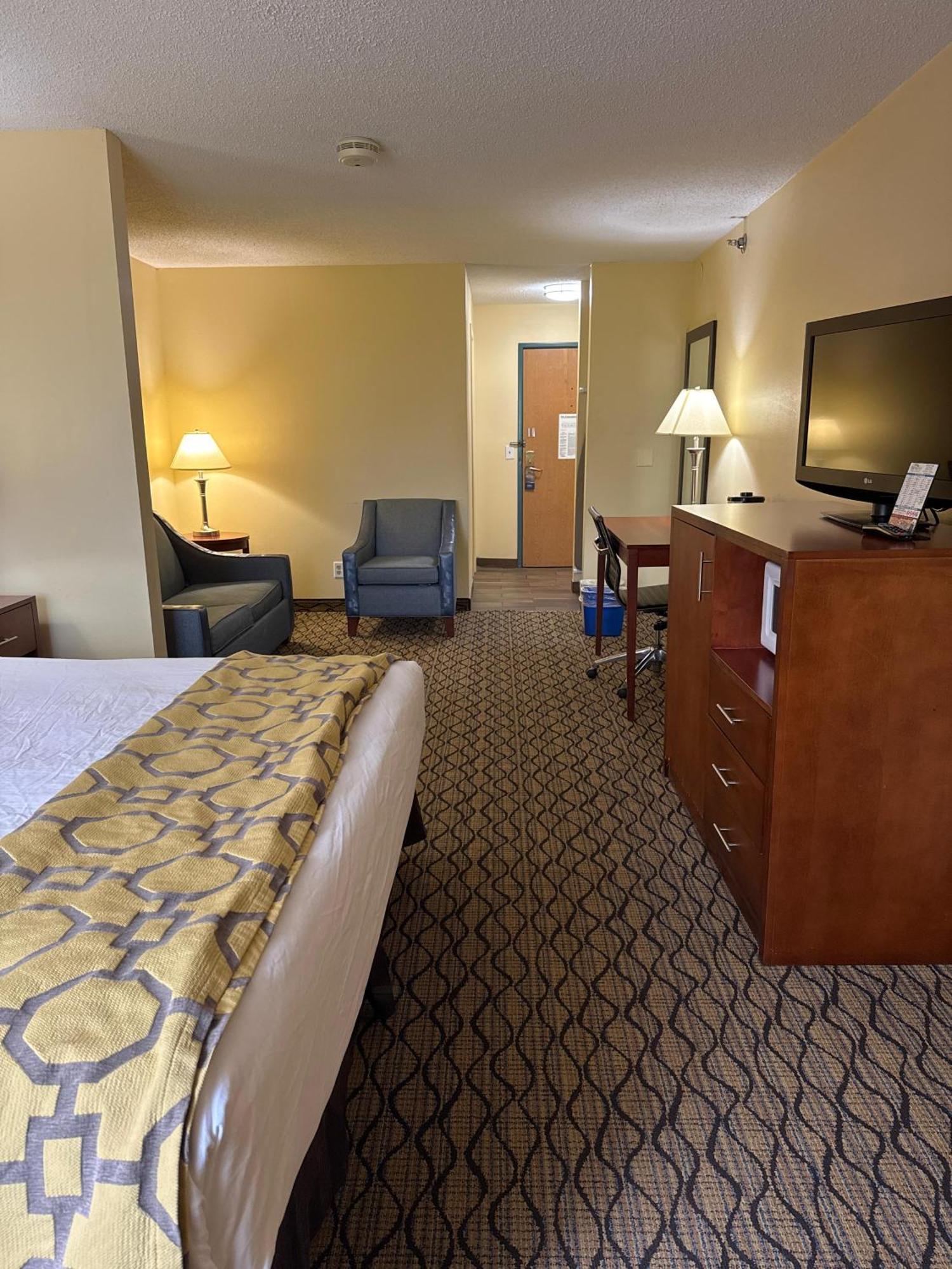Baymont By Wyndham Mishawaka South Bend Area Hotel Exterior foto